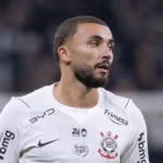 Labyad brilha na vitória do Corinthians e conquista a Fiel de vez