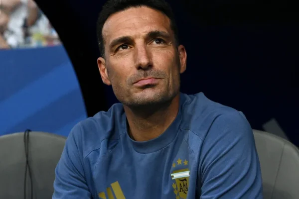 Scaloni pede paz: Argentina x Inglaterra na semi da Copa