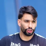 Flamengo pode receber indenização milionária da FIFA por lesão de Lucas Paquetá