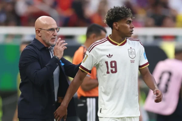 Luis de la Fuente confirma Lamine Yamal na final da Copa do Mundo