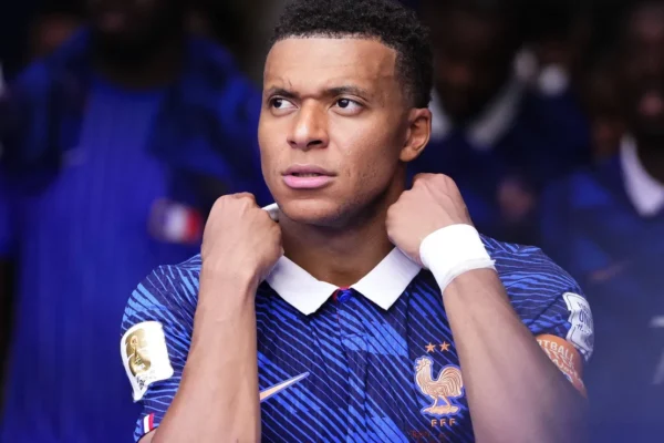 Mbappé aposta em Messi na final: ‘Ele sempre entrega’