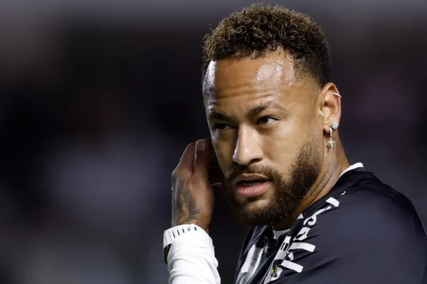Neymar relacionado para duelo decisivo na Sul-Americana; veja detalhes