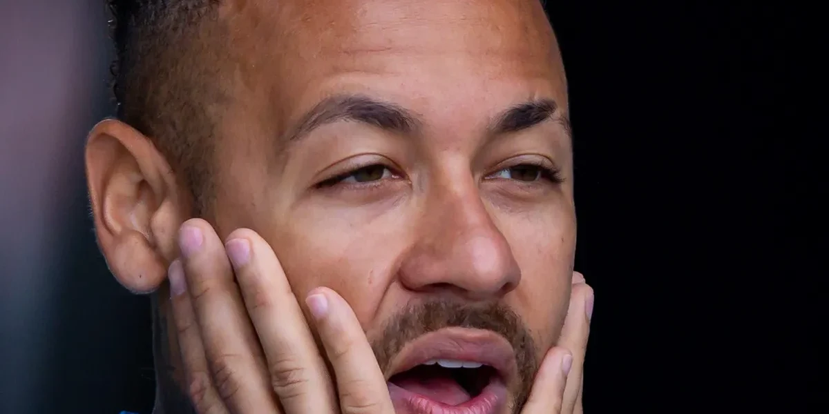 Neymar no Santos: volta adiada e intertemporada nos planos
