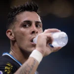 Pavón vira alvo da torcida do Grêmio após derrota para o Bolívar na Sul-Americana
