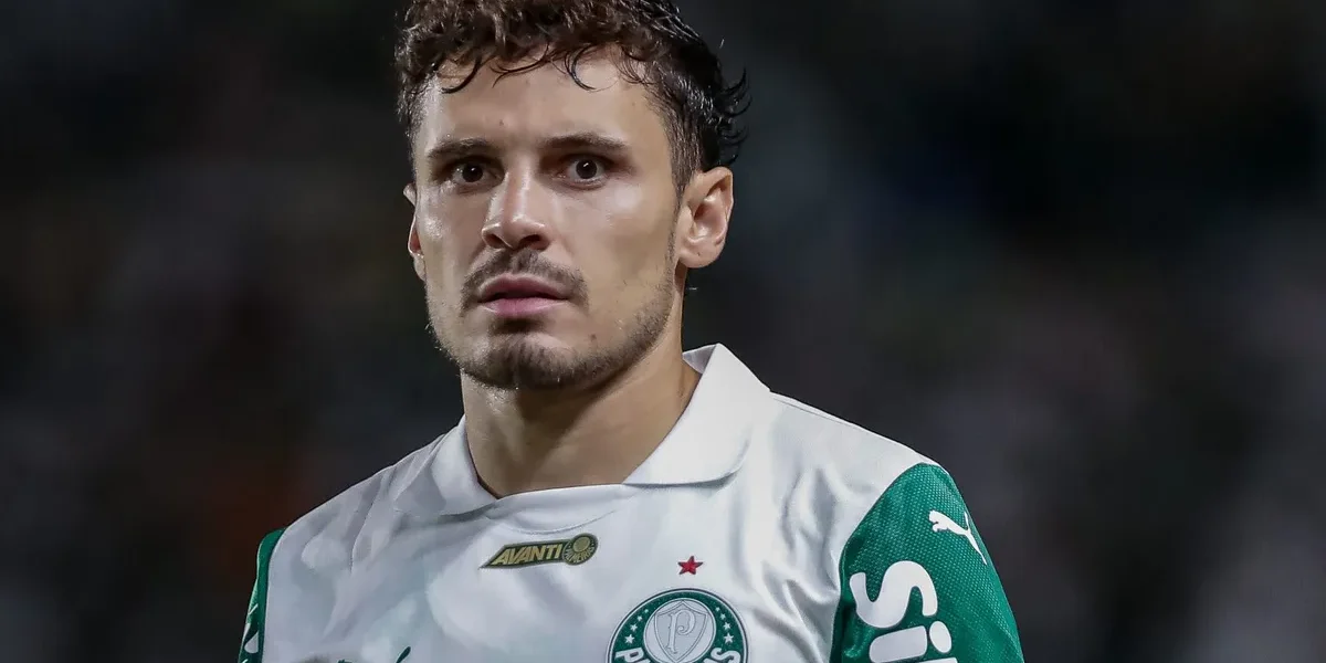Empresário desmente Vasco: Raphael Veiga não sai do México
