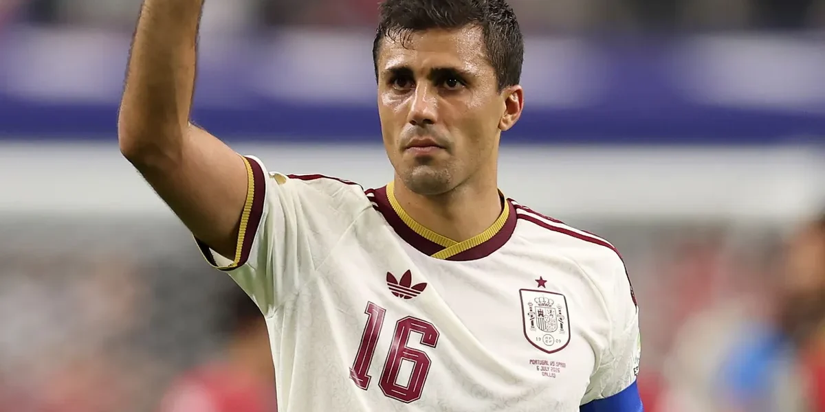 Rodri se redime com Bernardo Silva após treta na Copa: “Foi minha culpa”