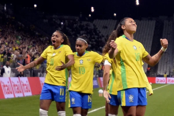 Após queda masculina, Brasil foca no Mundial Feminino 2027