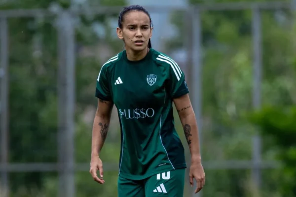 Thaisa Assunção pronta para brilhar na Champions League Feminina pelo Nike Lusso