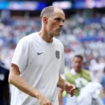 Tuchel solta piada sobre hat-trick de Saka: ‘Nem percebi’