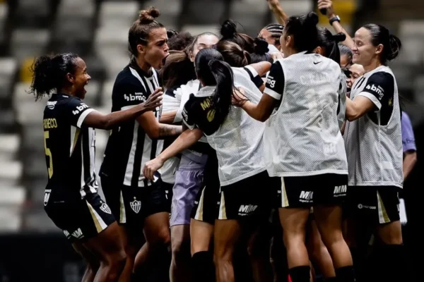 Atlético-MG faz história e avança às quartas da Copa do Brasil Feminina