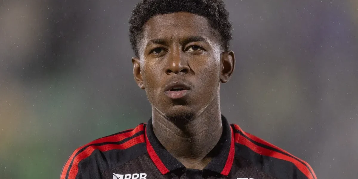 Vitão falha, Calleri marca e torcida do Flamengo explode nas redes