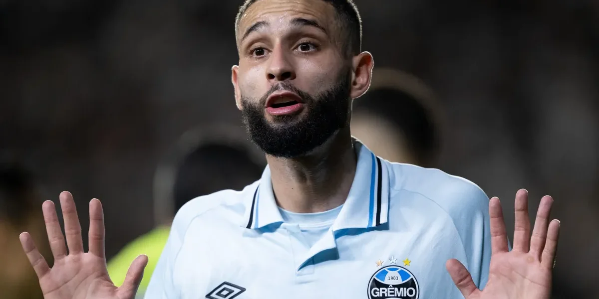 Grêmio segura Wagner Leonardo após Vitória desistir de negociação