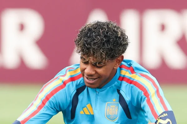 Yamal é poupado de treino, mas está garantido na final da Copa do Mundo