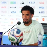 Zaïre-Emery: ‘Fala não decide jogo, campo é o que importa’