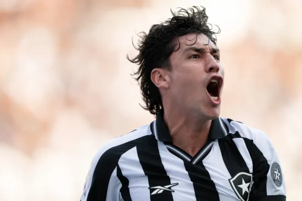 Botafogo: Ferraresi volta e time tem provável escalação contra o Cruzeiro