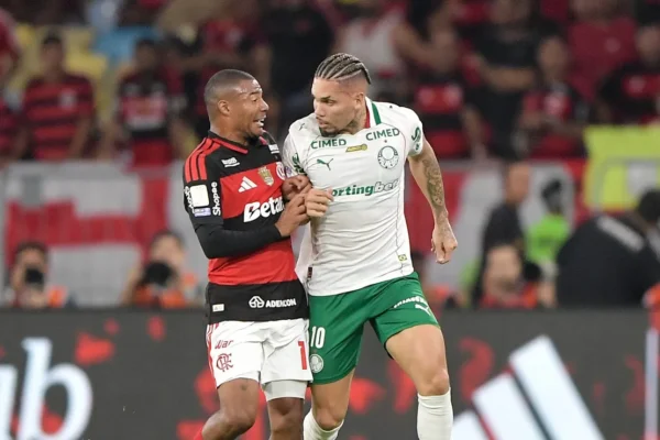 Brasileirão: Chance do Palmeiras despenca; Flamengo encosta no topo
