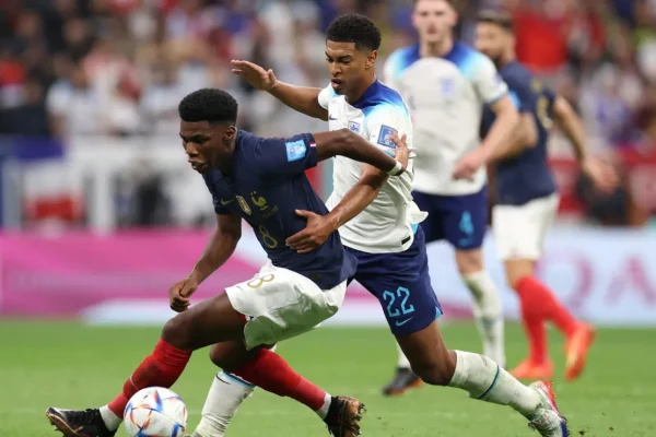 França e Inglaterra brigam por 3º lugar e R$ 148 milhões na Copa 2026