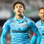 Santos segura Bontempo: meia recebe sondagens, mas fica para 2024