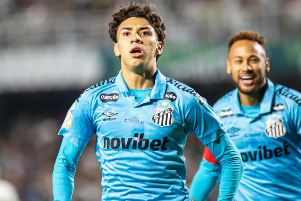 Santos segura Bontempo: meia recebe sondagens, mas fica para 2024