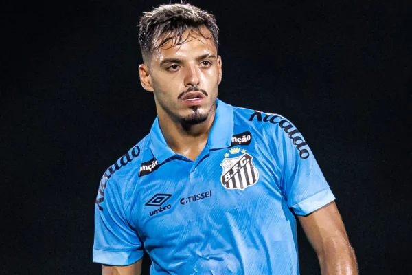 Gabriel Menino quer ser lateral para voltar à Seleção com Ancelotti