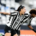Vitória x Botafogo: duelo decisivo contra a degola no Brasileirão Feminino