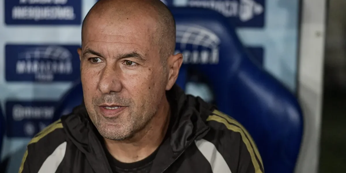 Jardim detona apatia do Flamengo e revela motivo da ausência de Léo Ortiz