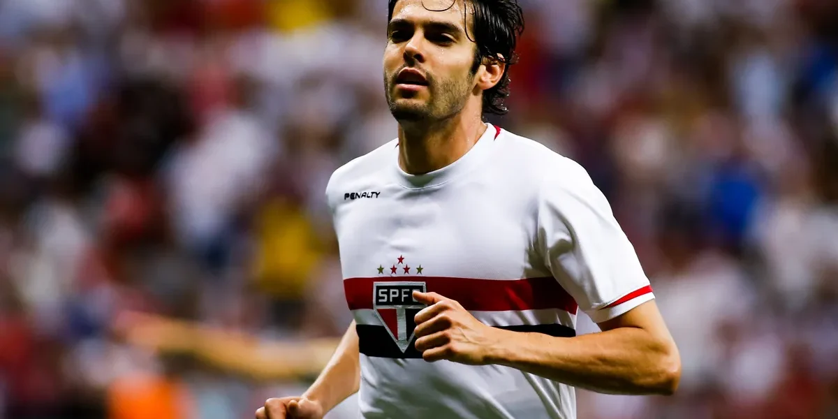Kaká aposta na Espanha: “Vai ganhar a final contra a Argentina”