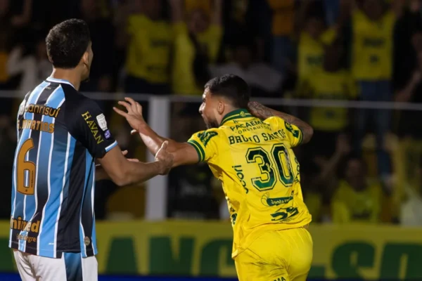 Mirassol resgata DNA e vence Grêmio: Guanaes celebra identidade do clube