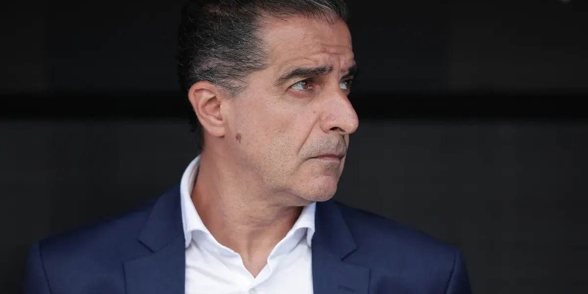 Renato Paiva detona Textor: ‘Estava na cara o que ia acontecer com o Botafogo’