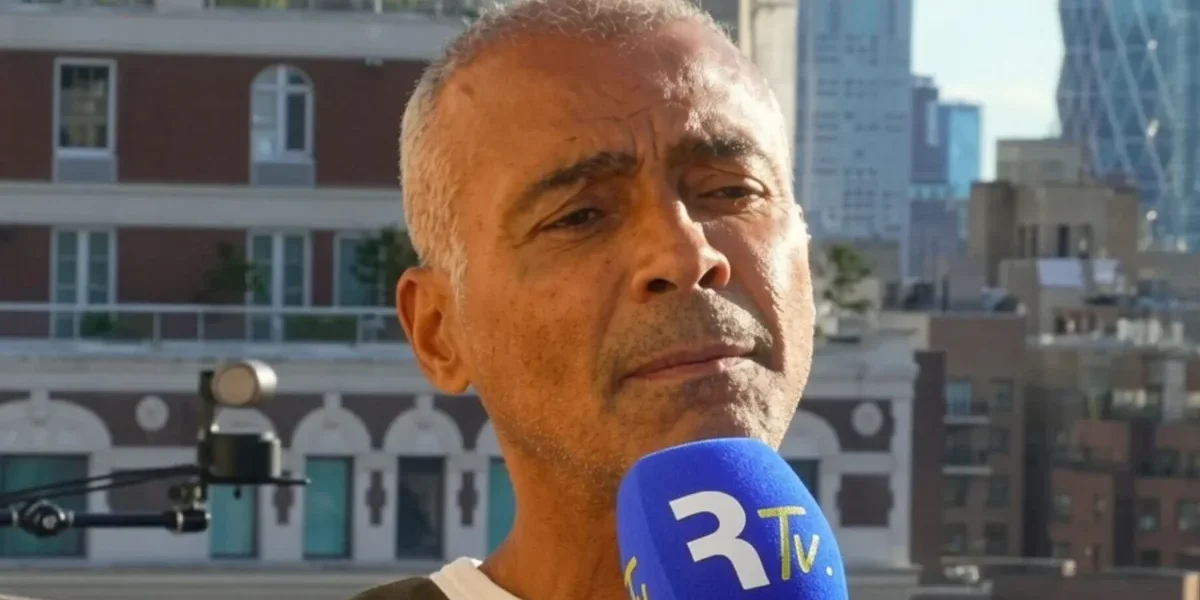 Romário detona Vini Jr: ‘Protagonista tem que pegar a bola e bater o pênalti’