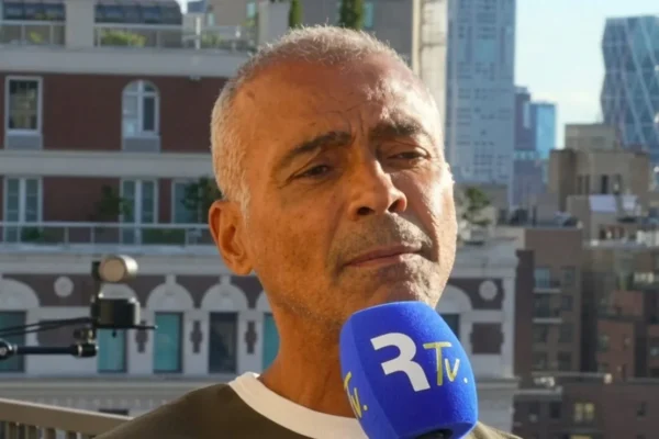 Romário detona Vini Jr: ‘Protagonista tem que pegar a bola e bater o pênalti’