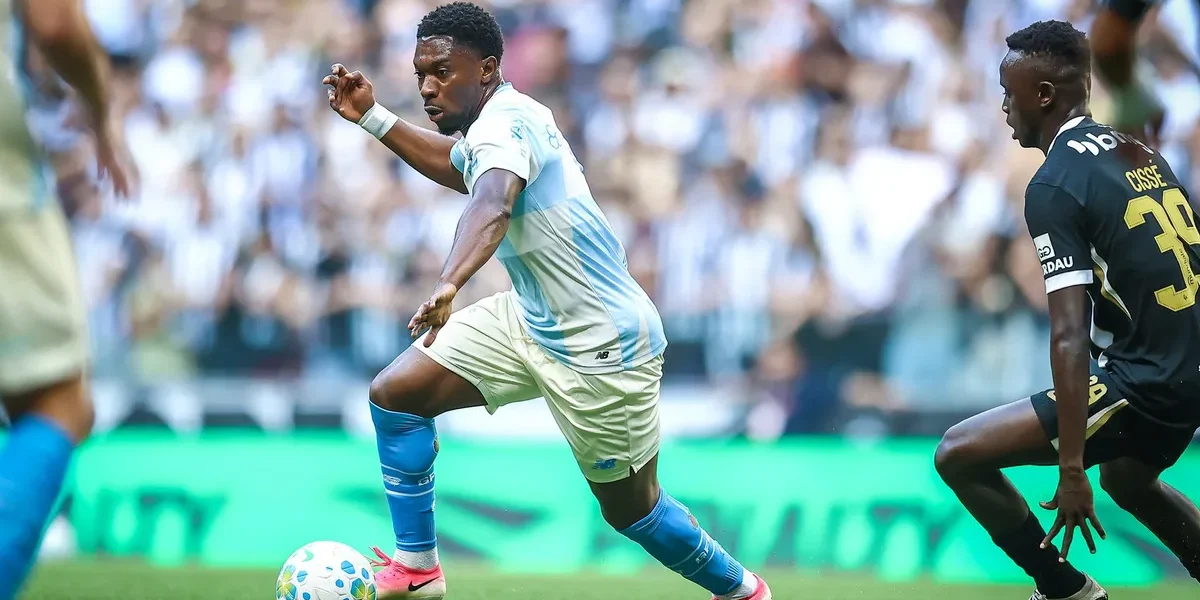 Novas regras turbinam tempo de bola rolando no Brasileirão; Grêmio supera meta da CBF