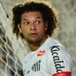 Willian Arão detona postura do Santos e cobra reação imediata no clássico contra o Corinthians