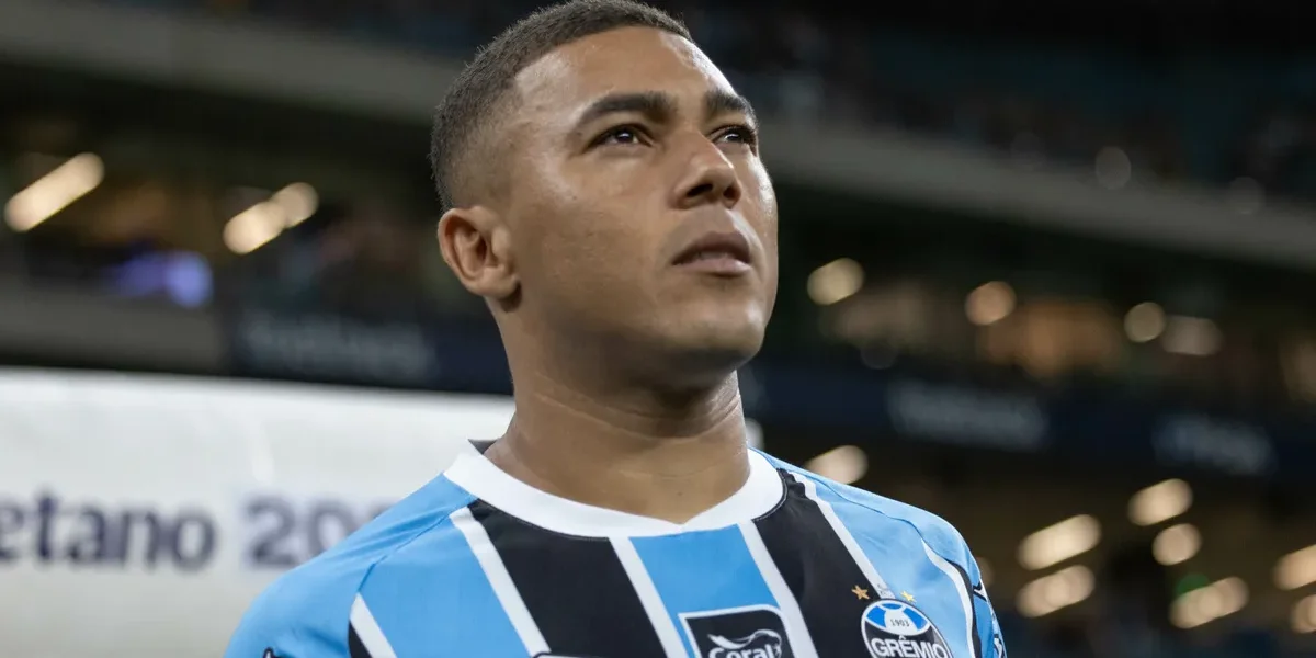 Grêmio: hoje é dia de impor a camisa contra a lanterna Chapecoense
