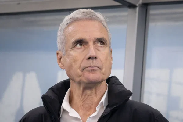Grêmio elimina Mirassol na Arena e Luís Castro mostra ajustes certeiros