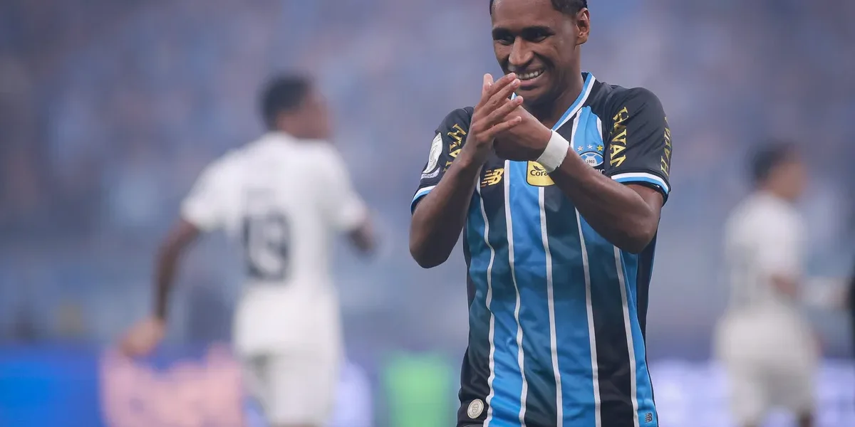 Grêmio sem Tetê: lesão no quadril abre disputa no ataque para duelo decisivo