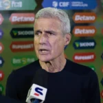 Al-Ahli de olho em Luís Castro, mas negociação é descartada