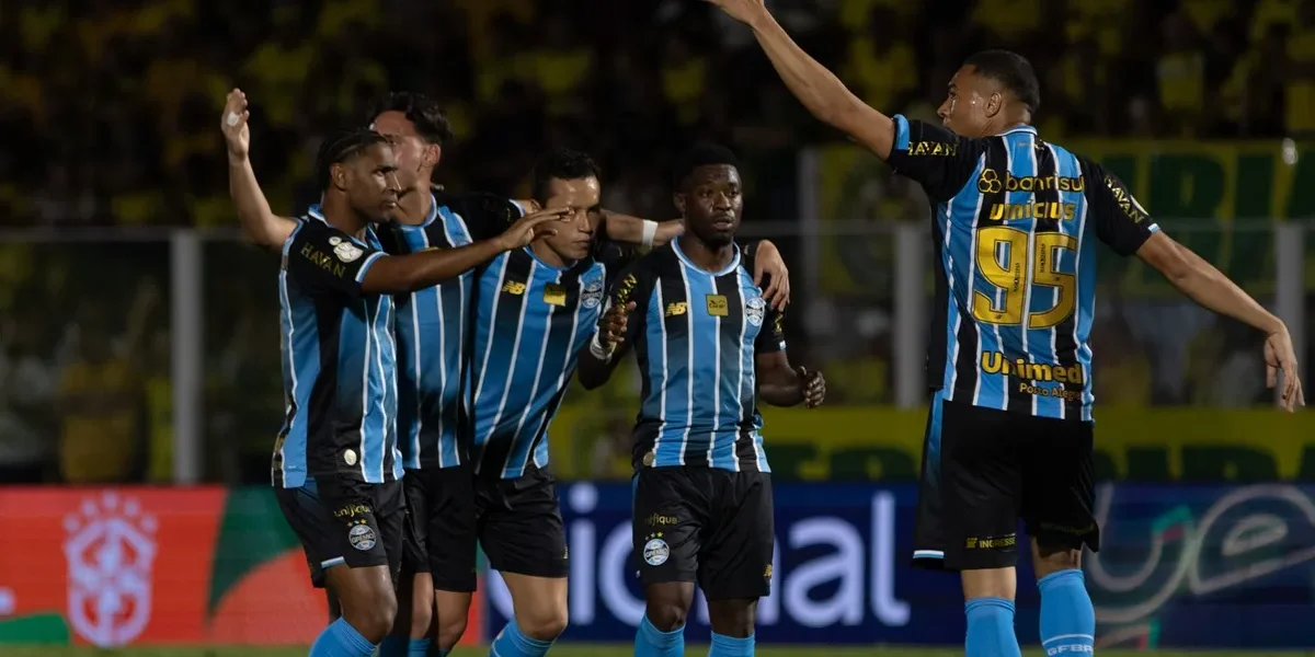 Amuzu marca, Grêmio empata com Mirassol e decide vaga na Arena
