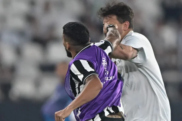 Allan, do Botafogo, Pode Pegar Gancho de Até 5 Jogos Após Expulsão na Libertadores