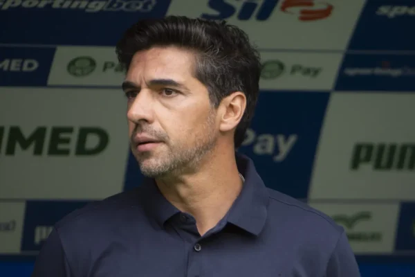Abel ajusta Palmeiras, mas Fluminense vira e quebra a festa no fim