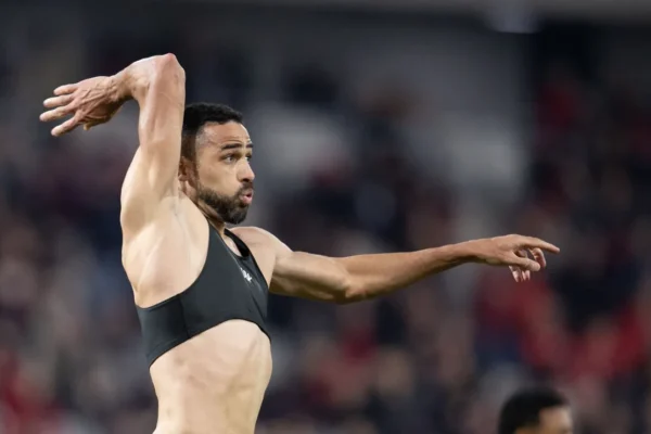 Kardec volta à Arena MRV e pode assombrar o Galo na Copa do Brasil