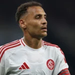 Internacional recua, segura Alan Patrick e define permanência após reviravolta