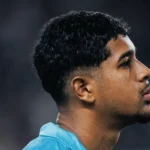 Cuca muda zaga do Santos: Ananias fora por lesão, Arão e Luan Peres entram