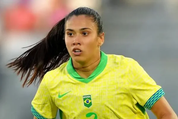 Ex-Real Madrid, Antonia chega ao Palmeiras prometendo raça e títulos