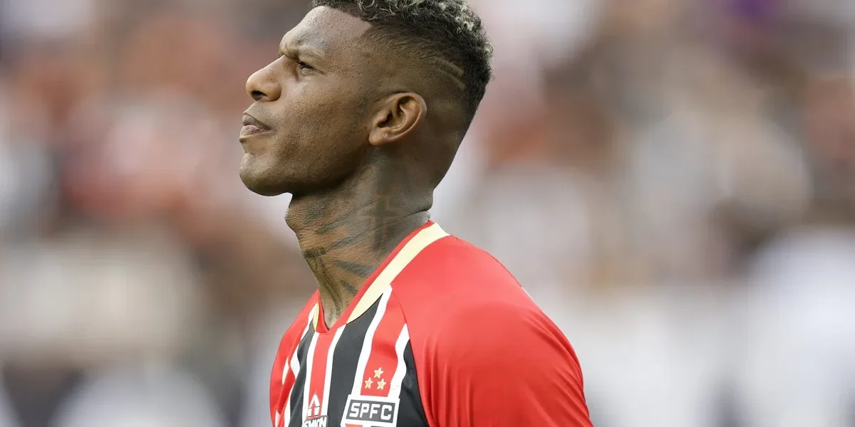 Arboleda marca e celebra com a torcida: virada de chave no São Paulo?
