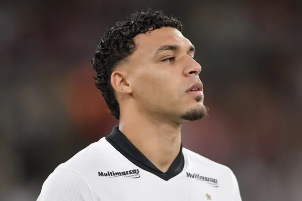 Atlético-MG perde Victor Hugo por lesão e Fred pode ganhar chance