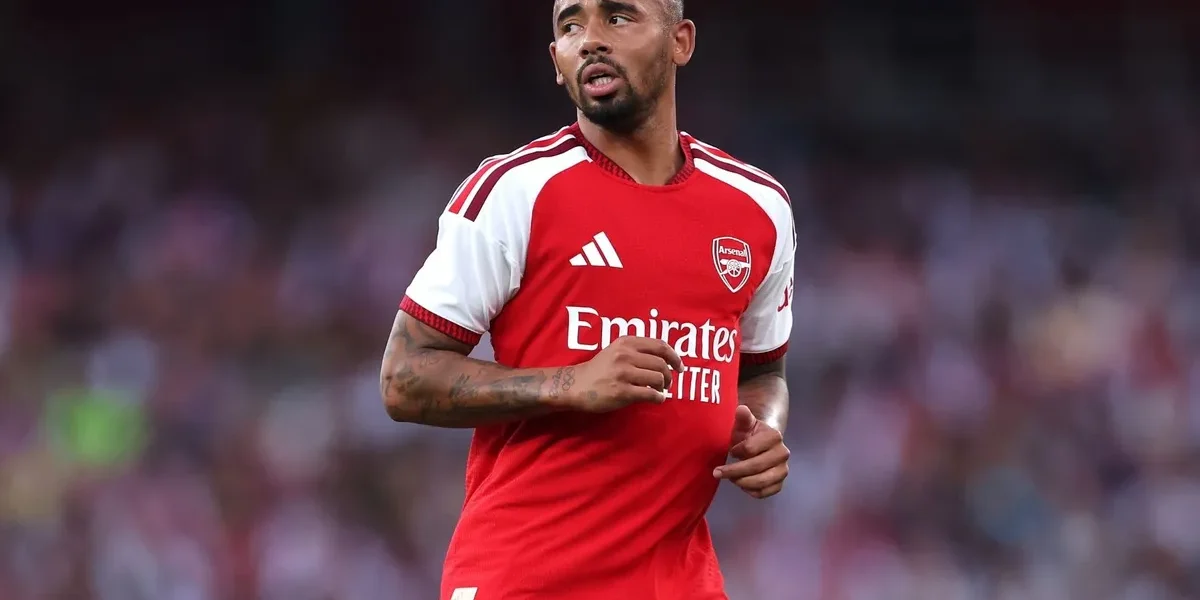 Barcelona surpreende e fecha com Gabriel Jesus por R$ 60 mi