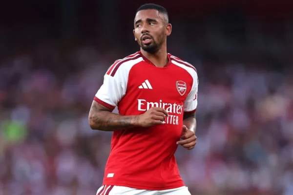 Barcelona surpreende e fecha com Gabriel Jesus por R$ 60 mi