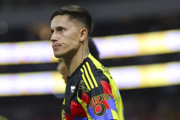 Cruzeiro acelera e oferece R$ 51 mi por Brian Rodríguez após Lucho e Wesley