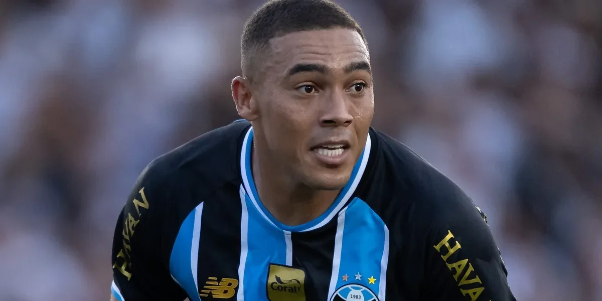 Salários de R$ 1 milhão: Grêmio e Inter gastam alto por centroavantes
